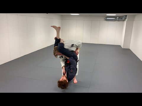 Flying Triangle (Safe and Simple Version)