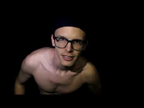 Idubbbz dragged into sewer - food review