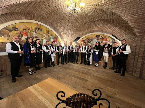 Colindatorii Sighisoarei - Coborat-o coborat 2022