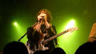 Mystery Jets - Half in love with Elizabeth (live@Flèche d&#39;Or)