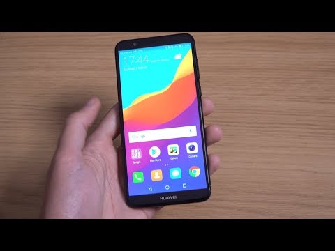 Huawei P Smart - Unboxing & First Look! (4K)