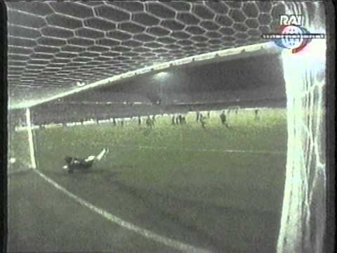 1997 (September 27) Lecce 1 -Internazionale Milano 5 (Italian Serie A)