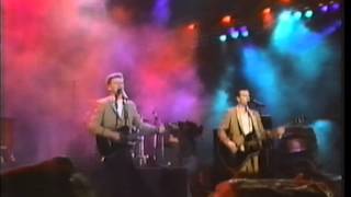 Crowded House - To The World Where You Live, Now We&#39;re Getting Somewhere