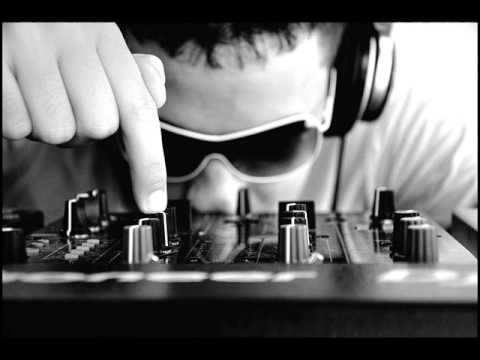 DJ Pantelis Ft. Maria Iakovou - Gia Sena Anaseno ( DJ S4L3 Intro Mix )