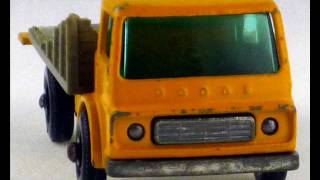 preview picture of video 'No.37 CATTLE TRUCK by Matchbox, c.1966, stop-motion overview.wmv'