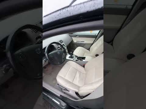 фото volvo v50 i рестайлинг 0