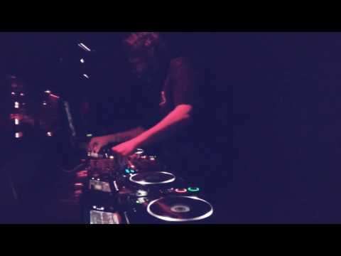 Ninetoes @ vamos club. 21/04/17
