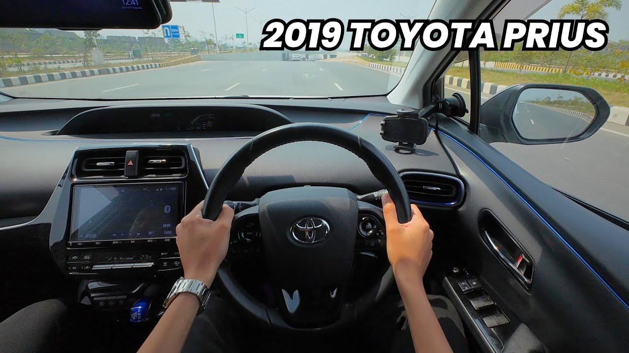 2019 Toyota Prius - Driving Impressions (POV)