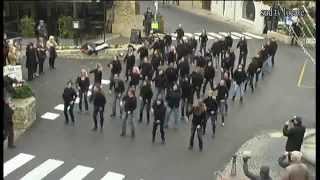 preview picture of video 'Châteauneuf du Pape - Flash Mob pour le Téléthon'