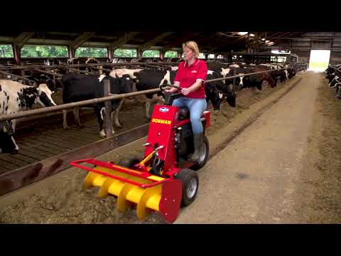 BOBMAN PROMAX with Feedturner for blending & pushing up the feed.