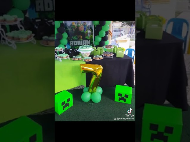 Vídeo relacionado con Disnace Decoración para tartas de videojuegos, decoración para tartas de control de juegos, decoración de pastel para Minecraft, decoraciones de cumpleaños para fiestas de cumpleaños temáticas de