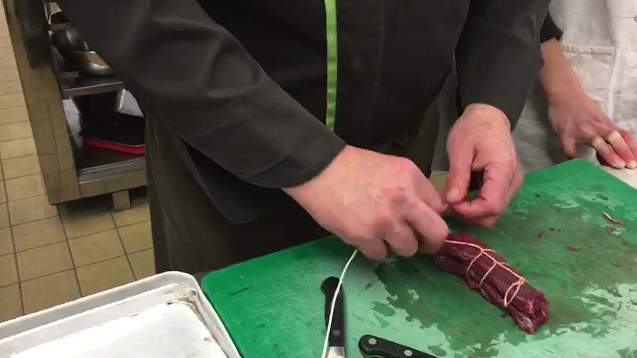 Ficeler un rôti