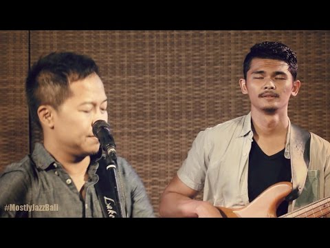 Indra Lesmana & Friends ft. Sandhy Sondoro - Tentang Perasaanmu @ Mostly Jazz Bali 11/09/2016 [HD]