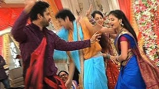 Behind The Scenes - Masti On the Sets Of Iss Pyaar
