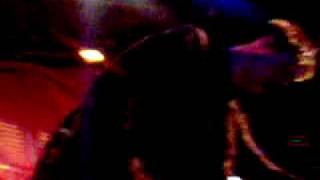 Brendon Speak+Slow Motion-P!ATD Live At Paris(02/05/06)