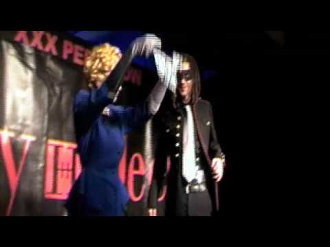 Honey Wilde Performing "The Lady is for Turning" @ Heresy n Heelz Burlesque Nov 09