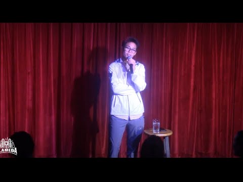 First show with only topics and not written jokes… “improvised”