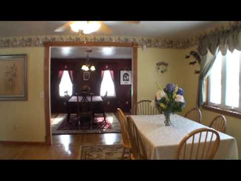 Country Colonial For Sale in Spencer, MA