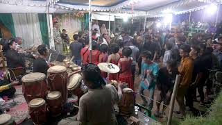 Download lagu BAGI YANG FAHAM AJA RONGGENG GUNUNG PANGANDARAN ITU MEMANG SEDAP NIKMAT DAN MENGGODA mp3