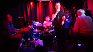 Los Paradiso - The train kept a-rollin