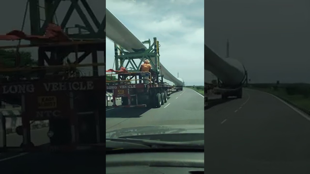 Windmill turbine blade getting transported