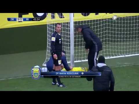 17. kolo 2017/2018 - Po strelenom góle zostal ležať na zemi...!