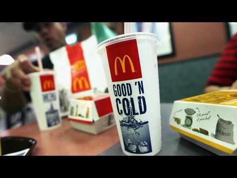 大解密！為什麼麥當勞飲料的價格總是如此平價！ (The Real Reason McDonald's Soft Drinks Are Only $1)