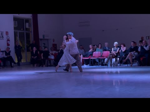 Elena Bertagna & Paolo Lombardo - Mi Romance (Ricardo Tanturi) - Milonga Officina Tanguera