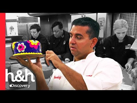 ¡30 minutos para hacer la mayor cantidad de pasteles! | El desafío de Buddy | Discovery H&H