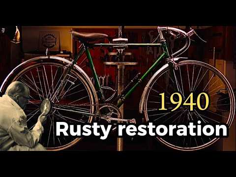 Rusty vintage bike 1940's restoration