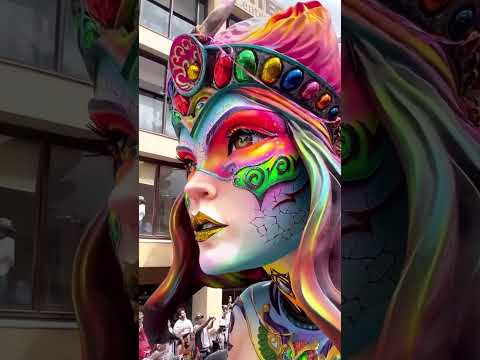 MESES DE TRABAJO PARA QUE LA CARROZA DURE HORAS