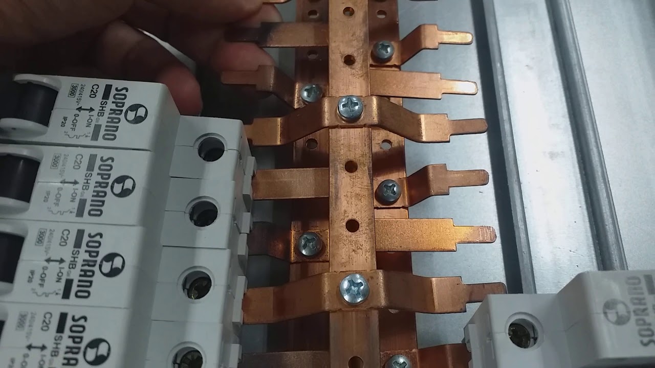 Watch Now Quadro de distribuição trifásico Quadro de distribuição trifásico