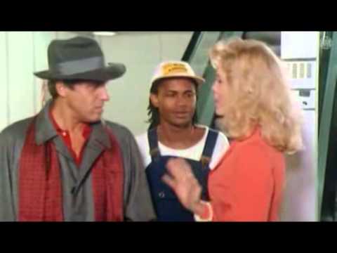 Der Brummbär Flughafen Szene