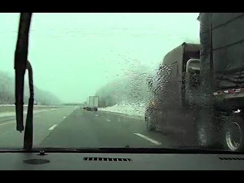 BOSH Icon wiper blades vs Rain‑X Latitude comparsion