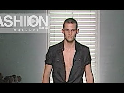 GUCCI Spring Summer 2001 Menswear - Fashion Channel