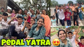 Download lagu 🥰Pedal yatra chal kar kiye mothi mata ji ke darshan🙇‍♀️raste me kiya sabhi ne dance🕺 #khushishivaay mp3
