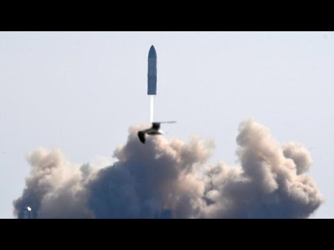 SpaceX月球火箭試射後發生爆炸 (SpaceX moon rocket explodes after test launch)