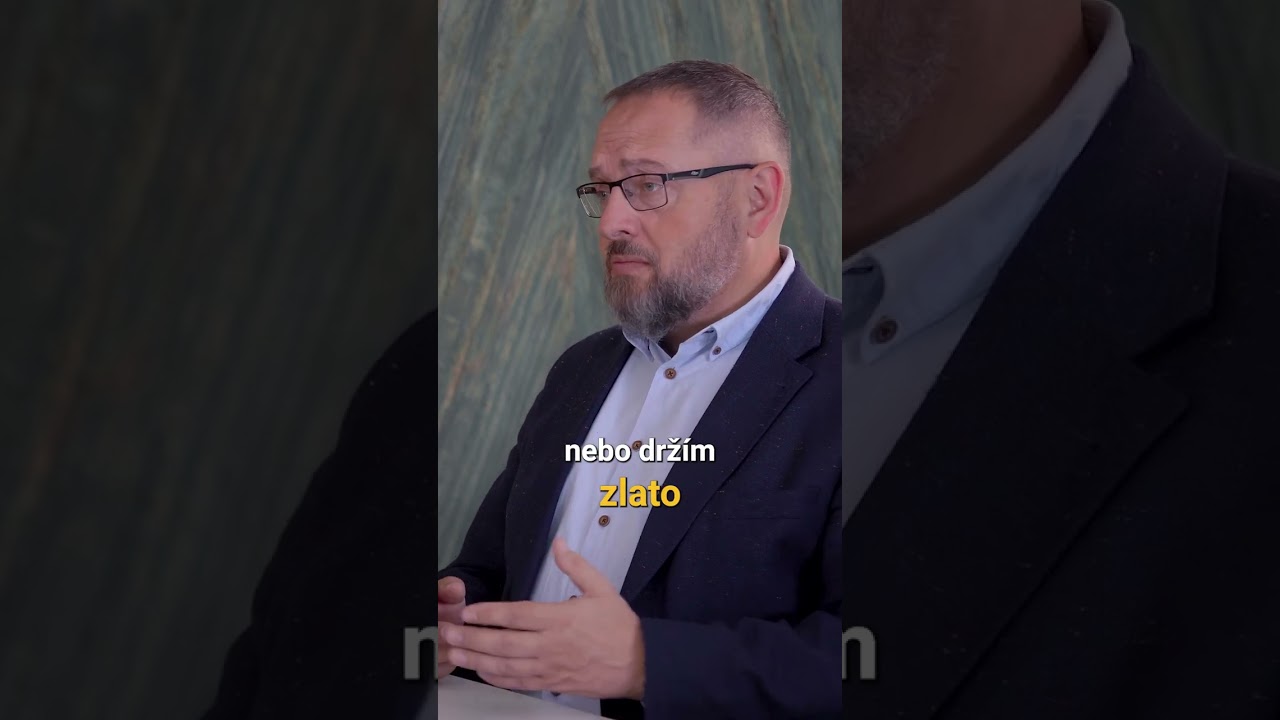 Jednorázová investice, nebo pravidelný nákup zlata? Co je lepší?