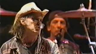 Neil Young &amp; Crazy Horse - Standing In The Light Of Love