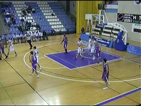 ADECCO PLATA J.6: Gandia Bàsquet 66 Aurteneche Maquinaria Araberri 65