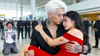 Download lagu Dikhianati suami, dia cerai. Menikah CEO—diam-diam cinta 10 tahun, mantan suami menyesal. mp3