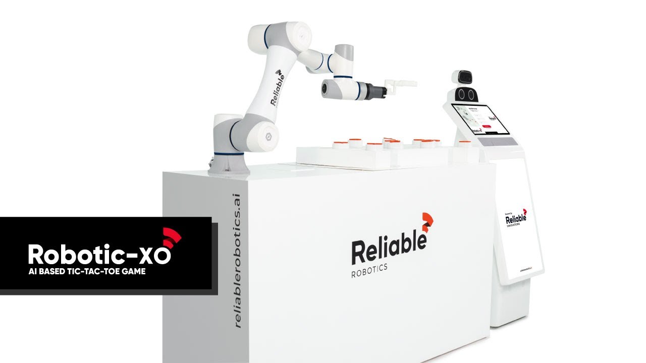 Robotic-XO live interactive robotics experience with an audience-facing screen