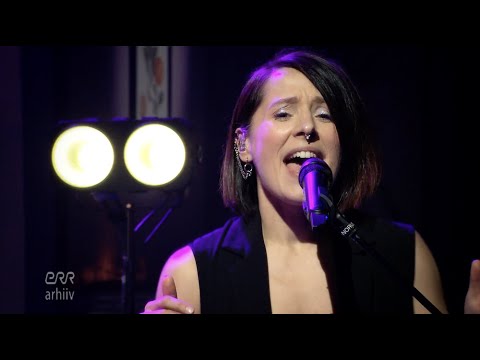 TRAD.ATTACK! - Püksata magama (Live at Estonian TV program Hommik Anuga)