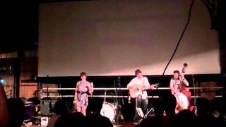 Old-time Appalachian fiddle tunes: the "Lucifer Medley", by Triborough Trio