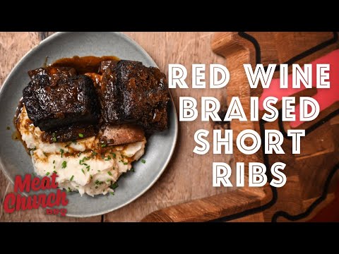 Red Wine Braised Short Ribs with Garlic Mashed Potatoes