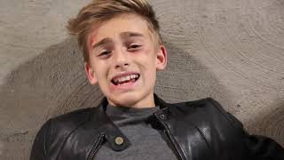Shawn Mendes - Stitches (Cover by 12 yr. old Johnny Orlando)