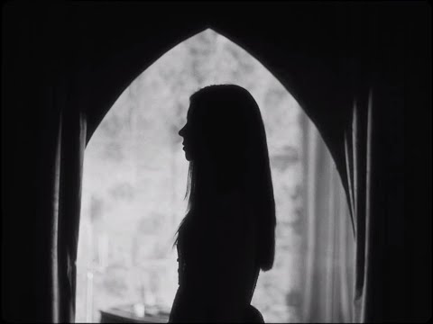 Javiera Mena - Volver a Llorar (Video Oficial)