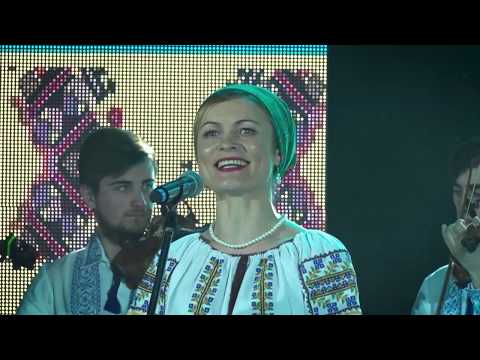 Ansamblul folcloric Baștina - Frumușică și drăguță