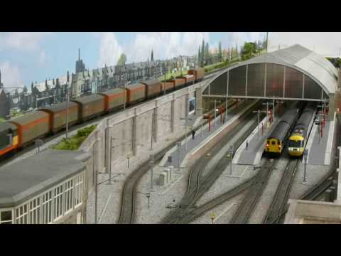 Dean Park Station Video 100 - December 2016 Running Session Part 1