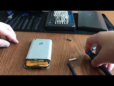 How to open up a iPhone 2G back housing